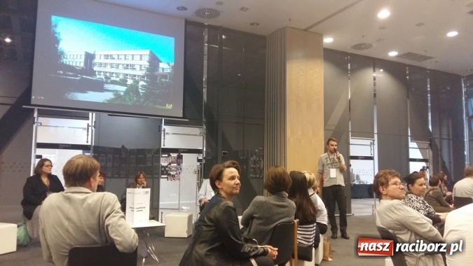 Zdjęcie w galerii na portalu naszraciborz.pl: Nauczyciele SP 1 na warsztatach w Centrum Nauki Kopernik wiadomości z regionu