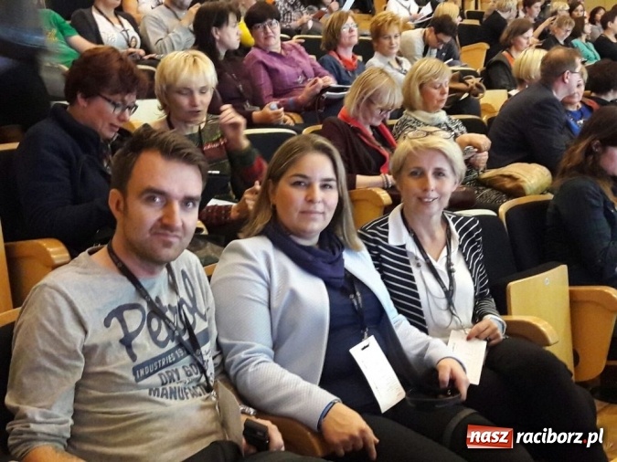 Zdjęcie w galerii na portalu naszraciborz.pl: Nauczyciele SP 1 na warsztatach w Centrum Nauki Kopernik wiadomości z regionu