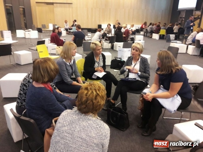 Zdjęcie w galerii na portalu naszraciborz.pl: Nauczyciele SP 1 na warsztatach w Centrum Nauki Kopernik wiadomości z regionu