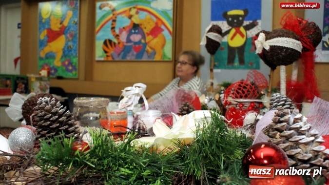Zdjęcie w galerii na portalu naszraciborz.pl: Nocna szychta w bibliotece za nami wiadomości z regionu