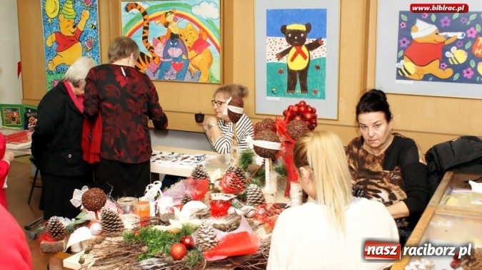 Zdjęcie w galerii na portalu naszraciborz.pl: Nocna szychta w bibliotece za nami wiadomości z regionu