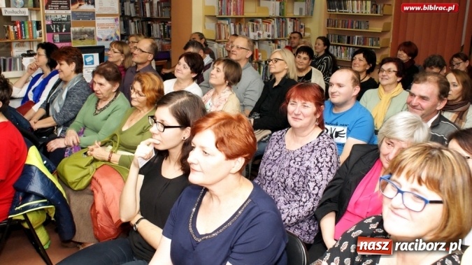 Zdjęcie w galerii na portalu naszraciborz.pl: Nocna szychta w bibliotece za nami wiadomości z regionu