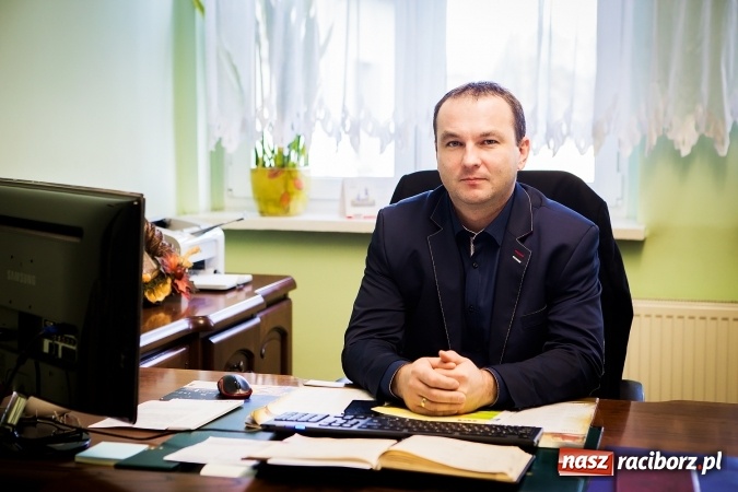 Zdjęcie w galerii na portalu naszraciborz.pl: Autobusy raciborskiego PKS-u jeżdżą po drogach regionu i nie tylko już 65 lat! wiadomości z regionu