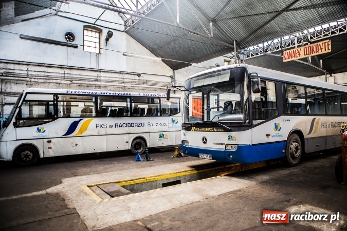 Zdjęcie w galerii na portalu naszraciborz.pl: Autobusy raciborskiego PKS-u jeżdżą po drogach regionu i nie tylko już 65 lat! wiadomości z regionu