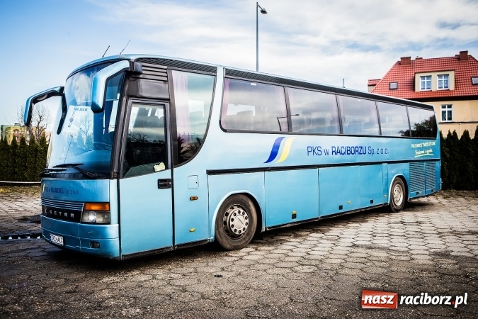 Zdjęcie w galerii na portalu naszraciborz.pl: Autobusy raciborskiego PKS-u jeżdżą po drogach regionu i nie tylko już 65 lat! wiadomości z regionu