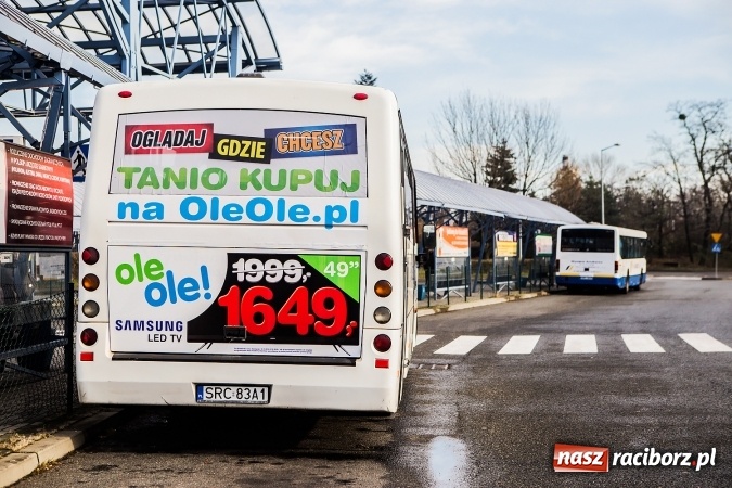 Zdjęcie w galerii na portalu naszraciborz.pl: Autobusy raciborskiego PKS-u jeżdżą po drogach regionu i nie tylko już 65 lat! wiadomości z regionu