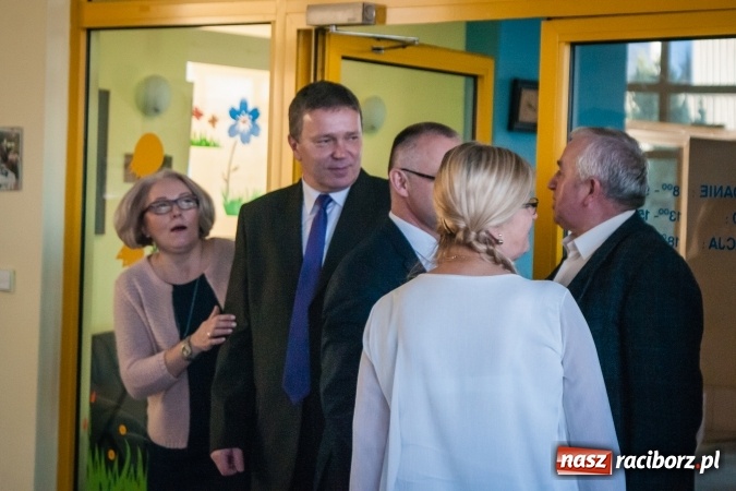 Zdjęcie w galerii na portalu naszraciborz.pl: Każdy ma coś, co może dać innym. Dzień pracownika socjalnego w DPS Złota Jesień wiadomości z regionu