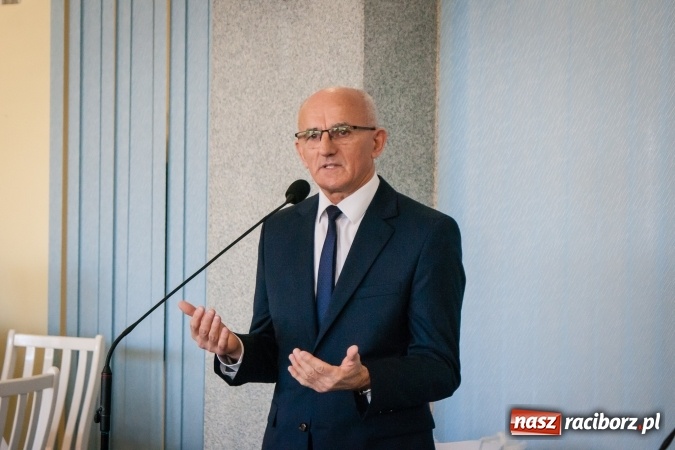 Zdjęcie w galerii na portalu naszraciborz.pl: Każdy ma coś, co może dać innym. Dzień pracownika socjalnego w DPS Złota Jesień wiadomości z regionu