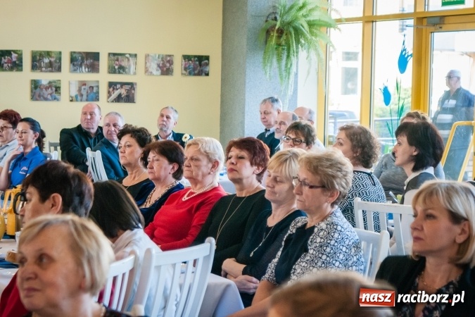 Zdjęcie w galerii na portalu naszraciborz.pl: Każdy ma coś, co może dać innym. Dzień pracownika socjalnego w DPS Złota Jesień wiadomości z regionu