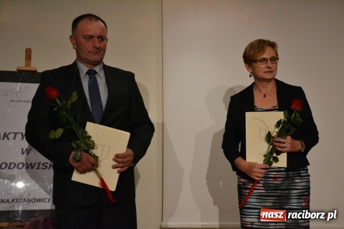 Zdjęcie w galerii na portalu naszraciborz.pl: Gmina Krzanowice honoruje aktywnych społecznie mieszkańc&oacute;w wiadomości z regionu