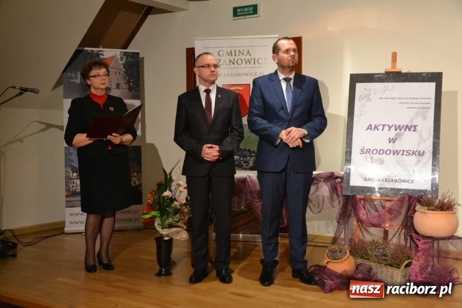 Zdjęcie w galerii na portalu naszraciborz.pl: Gmina Krzanowice honoruje aktywnych społecznie mieszkańc&oacute;w wiadomości z regionu