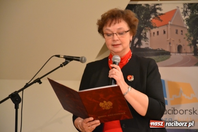 Zdjęcie w galerii na portalu naszraciborz.pl: Gmina Krzanowice honoruje aktywnych społecznie mieszkańc&oacute;w wiadomości z regionu