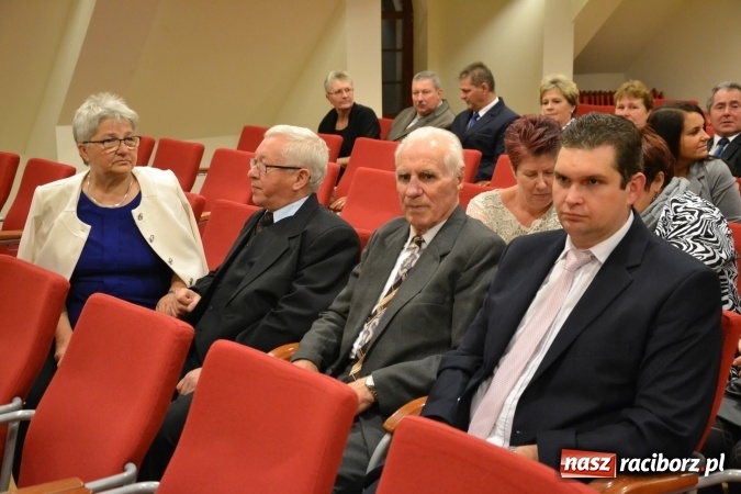 Zdjęcie w galerii na portalu naszraciborz.pl: Gmina Krzanowice honoruje aktywnych społecznie mieszkańc&oacute;w wiadomości z regionu