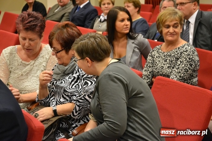 Zdjęcie w galerii na portalu naszraciborz.pl: Gmina Krzanowice honoruje aktywnych społecznie mieszkańc&oacute;w wiadomości z regionu