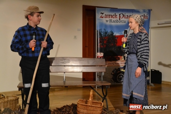 Zdjęcie w galerii na portalu naszraciborz.pl: Gmina Krzanowice honoruje aktywnych społecznie mieszkańc&oacute;w wiadomości z regionu