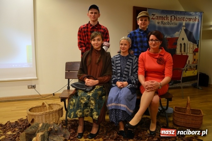 Zdjęcie w galerii na portalu naszraciborz.pl: Gmina Krzanowice honoruje aktywnych społecznie mieszkańc&oacute;w wiadomości z regionu