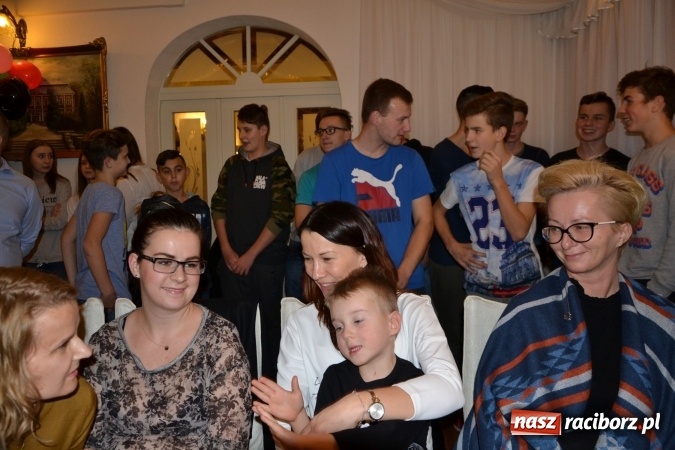 Zdjęcie w galerii na portalu naszraciborz.pl: W zamku w Chałupkach podsumowano projekt Nasze Radio wiadomości z regionu