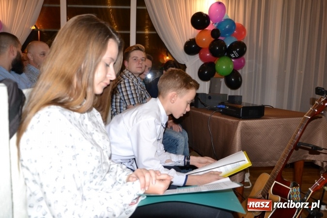 Zdjęcie w galerii na portalu naszraciborz.pl: W zamku w Chałupkach podsumowano projekt Nasze Radio wiadomości z regionu