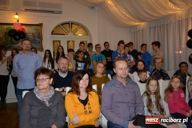 Zdjęcie w galerii na portalu naszraciborz.pl: W zamku w Chałupkach podsumowano projekt Nasze Radio wiadomości z regionu