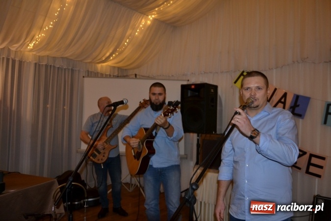 Zdjęcie w galerii na portalu naszraciborz.pl: W zamku w Chałupkach podsumowano projekt Nasze Radio wiadomości z regionu