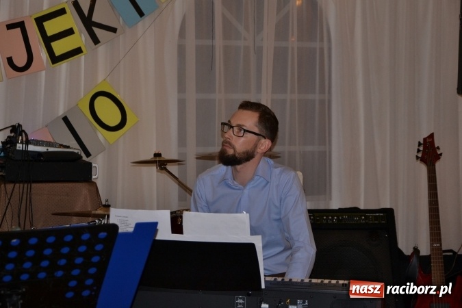 Zdjęcie w galerii na portalu naszraciborz.pl: W zamku w Chałupkach podsumowano projekt Nasze Radio wiadomości z regionu