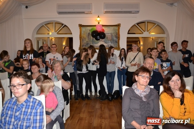 Zdjęcie w galerii na portalu naszraciborz.pl: W zamku w Chałupkach podsumowano projekt Nasze Radio wiadomości z regionu