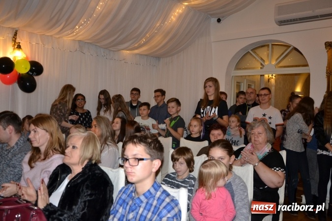 Zdjęcie w galerii na portalu naszraciborz.pl: W zamku w Chałupkach podsumowano projekt Nasze Radio wiadomości z regionu