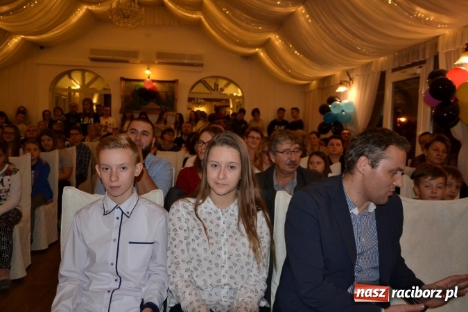 Zdjęcie w galerii na portalu naszraciborz.pl: W zamku w Chałupkach podsumowano projekt Nasze Radio wiadomości z regionu