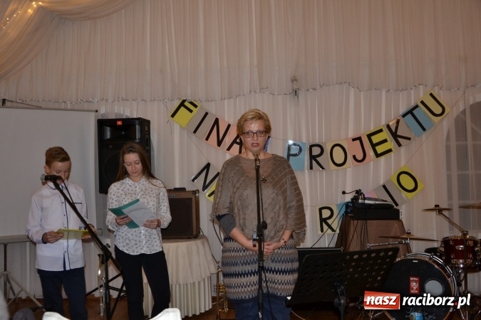 Zdjęcie w galerii na portalu naszraciborz.pl: W zamku w Chałupkach podsumowano projekt Nasze Radio wiadomości z regionu