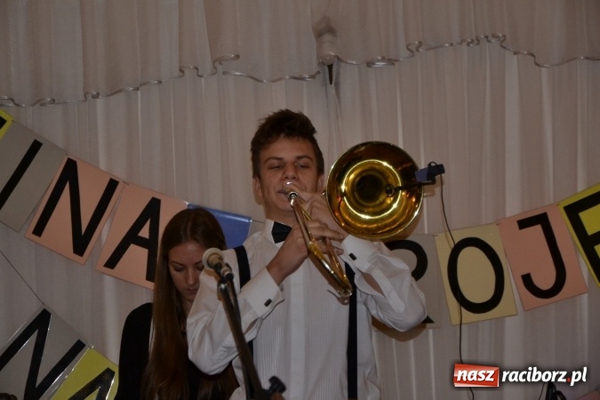 Zdjęcie w galerii na portalu naszraciborz.pl: W zamku w Chałupkach podsumowano projekt Nasze Radio wiadomości z regionu