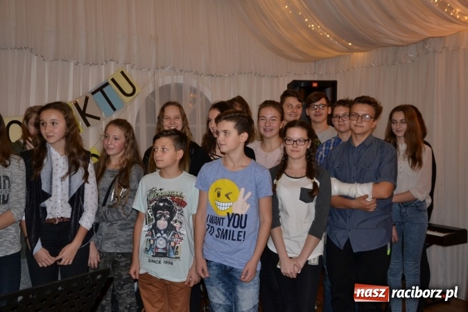 Zdjęcie w galerii na portalu naszraciborz.pl: W zamku w Chałupkach podsumowano projekt Nasze Radio wiadomości z regionu