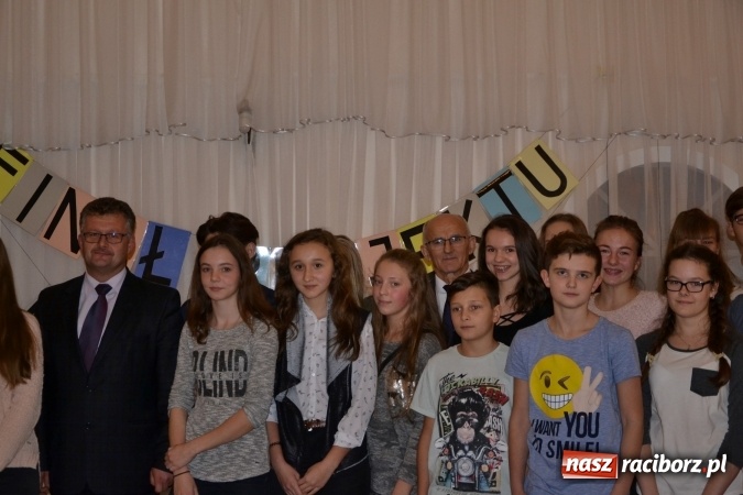 Zdjęcie w galerii na portalu naszraciborz.pl: W zamku w Chałupkach podsumowano projekt Nasze Radio wiadomości z regionu