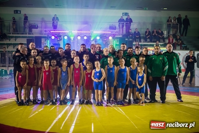 Zdjęcie w galerii na portalu naszraciborz.pl: Pewna wygrana MKZ Unii Racibórz. Nasi zapaśnicy umocnili się na pozycji wicelidera KLZ wiadomości z regionu