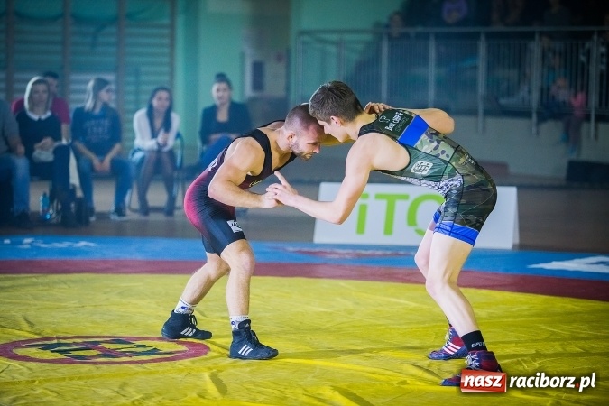 Zdjęcie w galerii na portalu naszraciborz.pl: Pewna wygrana MKZ Unii Racibórz. Nasi zapaśnicy umocnili się na pozycji wicelidera KLZ wiadomości z regionu