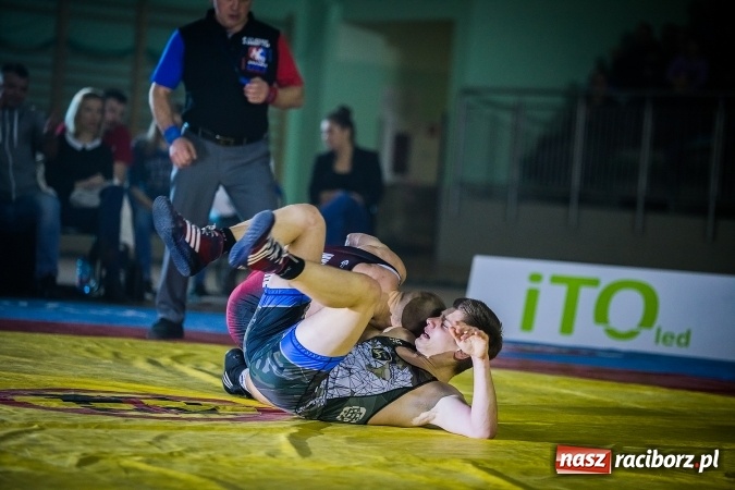 Zdjęcie w galerii na portalu naszraciborz.pl: Pewna wygrana MKZ Unii Racibórz. Nasi zapaśnicy umocnili się na pozycji wicelidera KLZ wiadomości z regionu