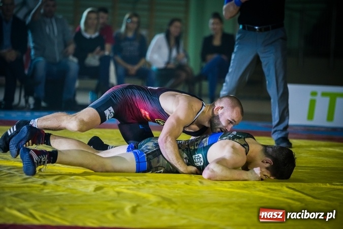 Zdjęcie w galerii na portalu naszraciborz.pl: Pewna wygrana MKZ Unii Racibórz. Nasi zapaśnicy umocnili się na pozycji wicelidera KLZ wiadomości z regionu