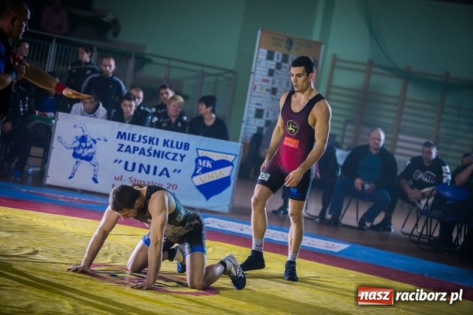 Zdjęcie w galerii na portalu naszraciborz.pl: Pewna wygrana MKZ Unii Racibórz. Nasi zapaśnicy umocnili się na pozycji wicelidera KLZ wiadomości z regionu