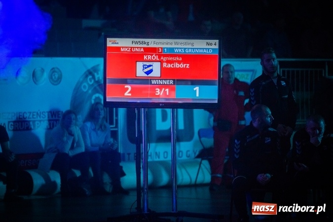 Zdjęcie w galerii na portalu naszraciborz.pl: Pewna wygrana MKZ Unii Racibórz. Nasi zapaśnicy umocnili się na pozycji wicelidera KLZ wiadomości z regionu