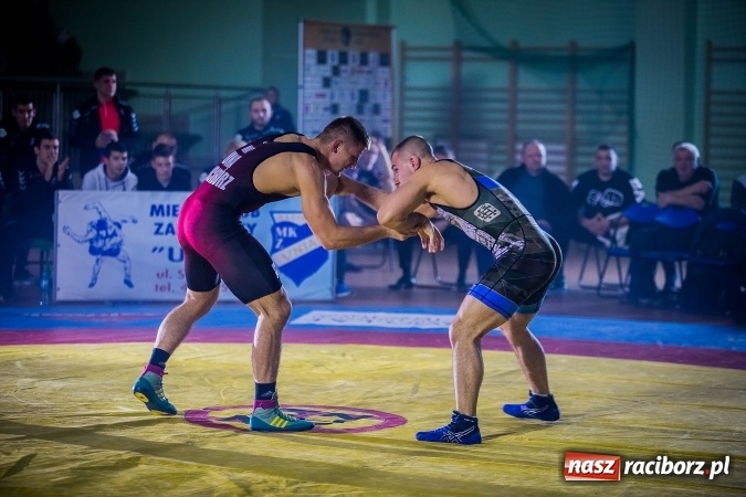 Zdjęcie w galerii na portalu naszraciborz.pl: Pewna wygrana MKZ Unii Racibórz. Nasi zapaśnicy umocnili się na pozycji wicelidera KLZ wiadomości z regionu