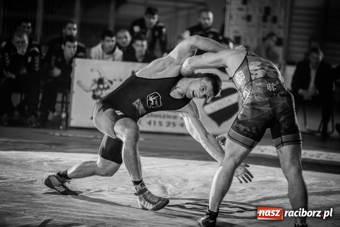 Zdjęcie w galerii na portalu naszraciborz.pl: Pewna wygrana MKZ Unii Racibórz. Nasi zapaśnicy umocnili się na pozycji wicelidera KLZ wiadomości z regionu