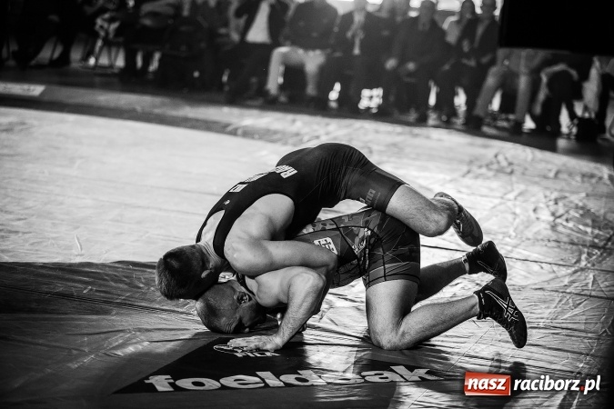 Zdjęcie w galerii na portalu naszraciborz.pl: Pewna wygrana MKZ Unii Racibórz. Nasi zapaśnicy umocnili się na pozycji wicelidera KLZ wiadomości z regionu