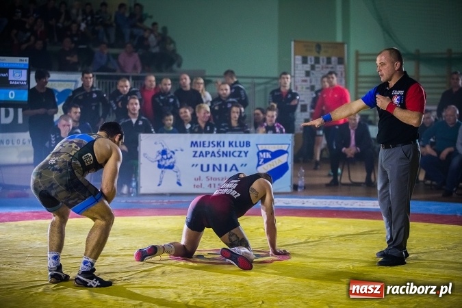Zdjęcie w galerii na portalu naszraciborz.pl: Pewna wygrana MKZ Unii Racibórz. Nasi zapaśnicy umocnili się na pozycji wicelidera KLZ wiadomości z regionu