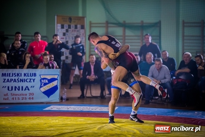 Zdjęcie w galerii na portalu naszraciborz.pl: Pewna wygrana MKZ Unii Racibórz. Nasi zapaśnicy umocnili się na pozycji wicelidera KLZ wiadomości z regionu