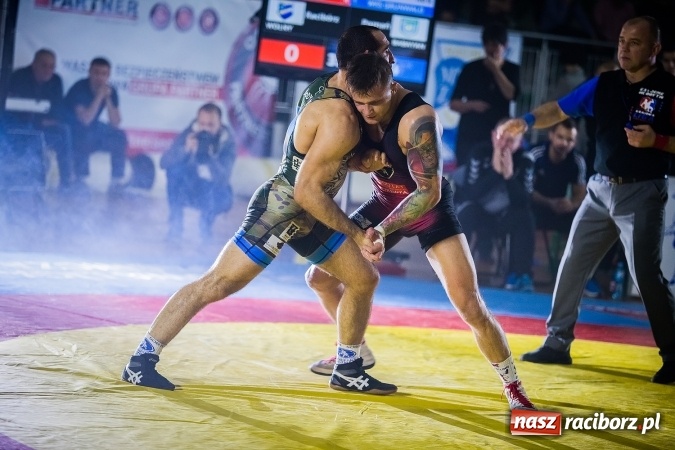 Zdjęcie w galerii na portalu naszraciborz.pl: Pewna wygrana MKZ Unii Racibórz. Nasi zapaśnicy umocnili się na pozycji wicelidera KLZ wiadomości z regionu