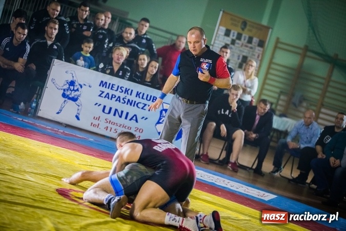 Zdjęcie w galerii na portalu naszraciborz.pl: Pewna wygrana MKZ Unii Racibórz. Nasi zapaśnicy umocnili się na pozycji wicelidera KLZ wiadomości z regionu