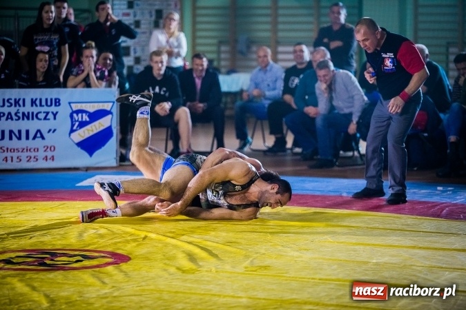 Zdjęcie w galerii na portalu naszraciborz.pl: Pewna wygrana MKZ Unii Racibórz. Nasi zapaśnicy umocnili się na pozycji wicelidera KLZ wiadomości z regionu