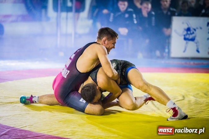 Zdjęcie w galerii na portalu naszraciborz.pl: Pewna wygrana MKZ Unii Racibórz. Nasi zapaśnicy umocnili się na pozycji wicelidera KLZ wiadomości z regionu