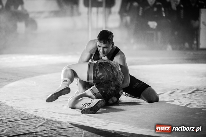 Zdjęcie w galerii na portalu naszraciborz.pl: Pewna wygrana MKZ Unii Racibórz. Nasi zapaśnicy umocnili się na pozycji wicelidera KLZ wiadomości z regionu