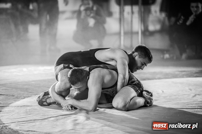 Zdjęcie w galerii na portalu naszraciborz.pl: Pewna wygrana MKZ Unii Racibórz. Nasi zapaśnicy umocnili się na pozycji wicelidera KLZ wiadomości z regionu