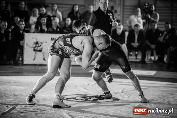 Zdjęcie w galerii na portalu naszraciborz.pl: Pewna wygrana MKZ Unii Racibórz. Nasi zapaśnicy umocnili się na pozycji wicelidera KLZ wiadomości z regionu